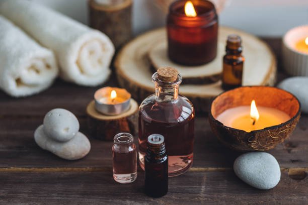 Best Body Oils That Make You Smell Rich & Glowy