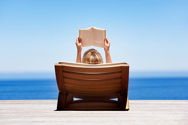 The 5 Books Every Woman Should Read Before 30